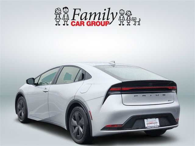 2025 Toyota Prius LE