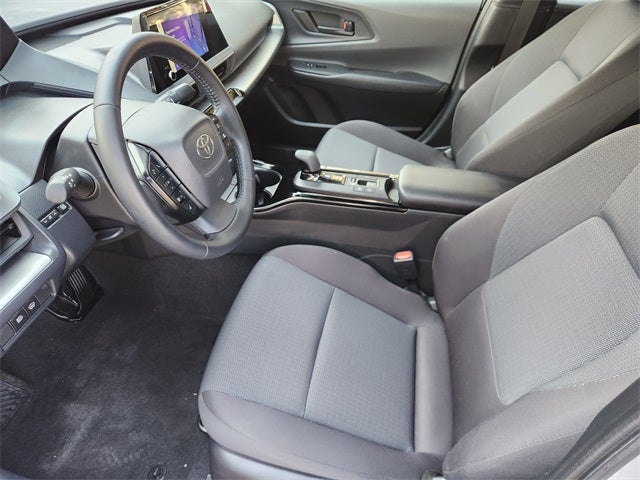 2025 Toyota Prius LE