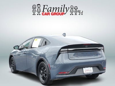 2025 Toyota Prius Plug-In Hybrid SE