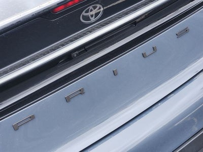 2025 Toyota Prius Plug-In Hybrid SE