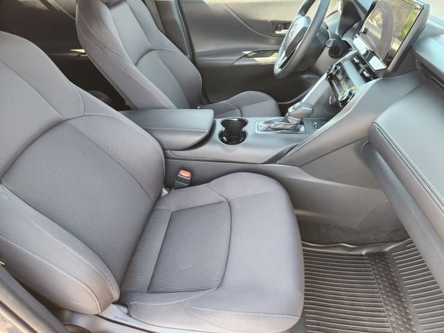 2024 Toyota Venza LE