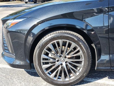 2023 Lexus RZ 450e Luxury