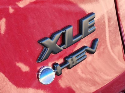 2025 Toyota RAV4 Hybrid XLE