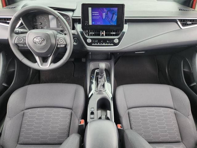 2025 Toyota Corolla Hatchback SE