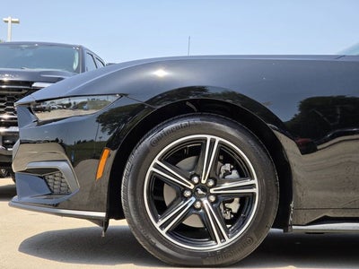 2025 Ford Mustang EcoBoost