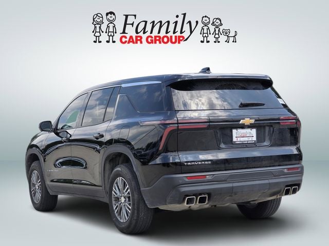 2024 Chevrolet Traverse LS