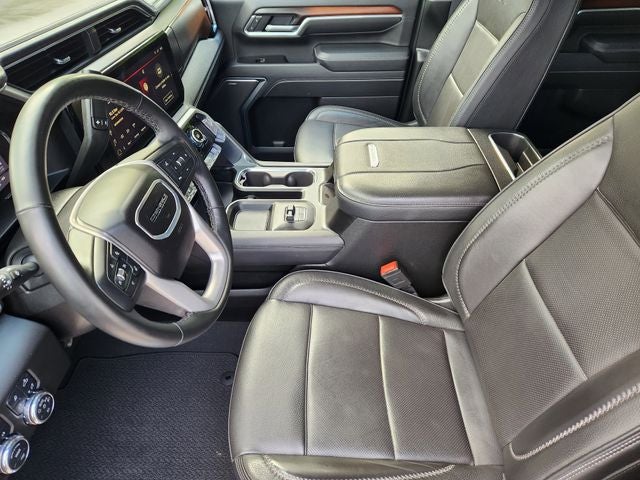 2025 GMC Sierra 3500HD Denali