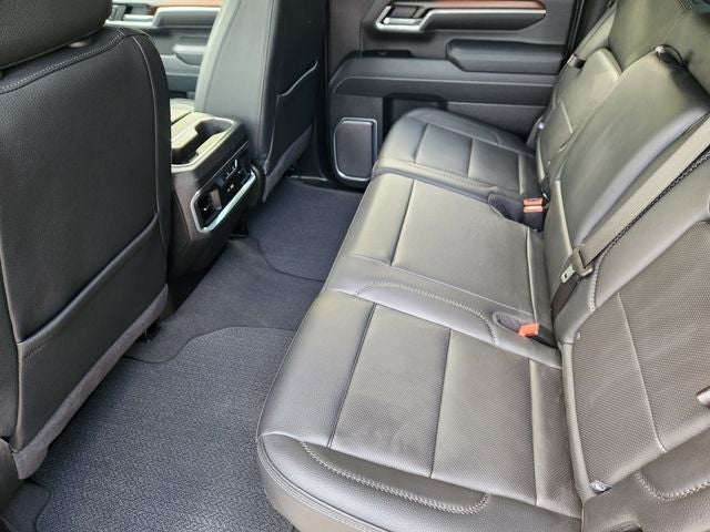 2025 GMC Sierra 3500HD Denali