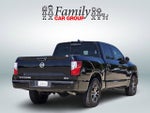 2023 Nissan Titan SV