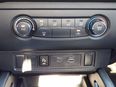 2025 Nissan Frontier S