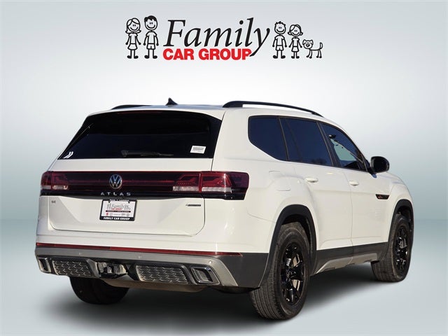 2024 Volkswagen Atlas 2.0T Peak Edition SE w/Technology