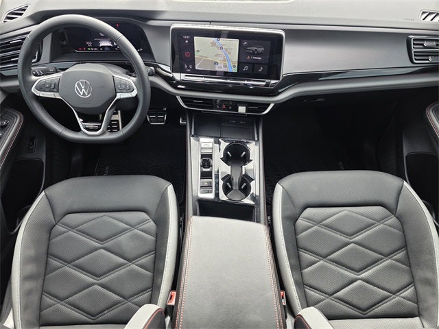 2024 Volkswagen Atlas 2.0T Peak Edition SEL
