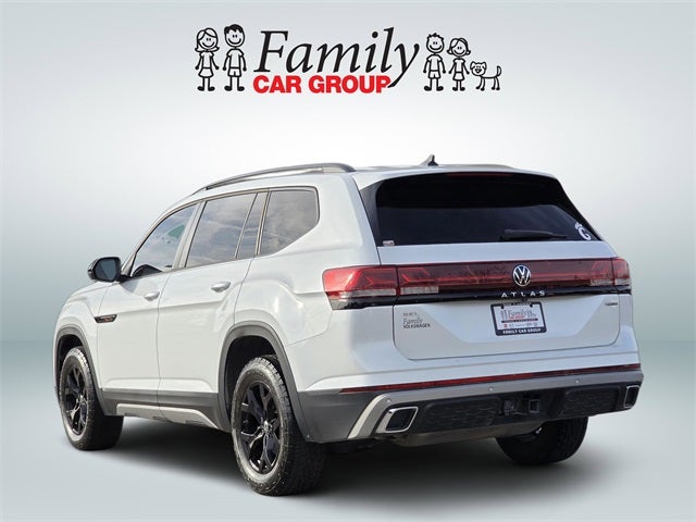 2024 Volkswagen Atlas 2.0T Peak Edition SEL