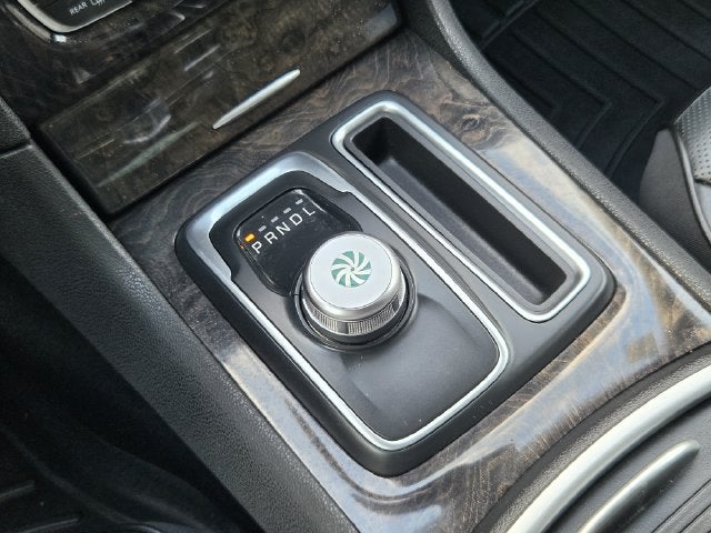 2023 Chrysler 300 Touring L
