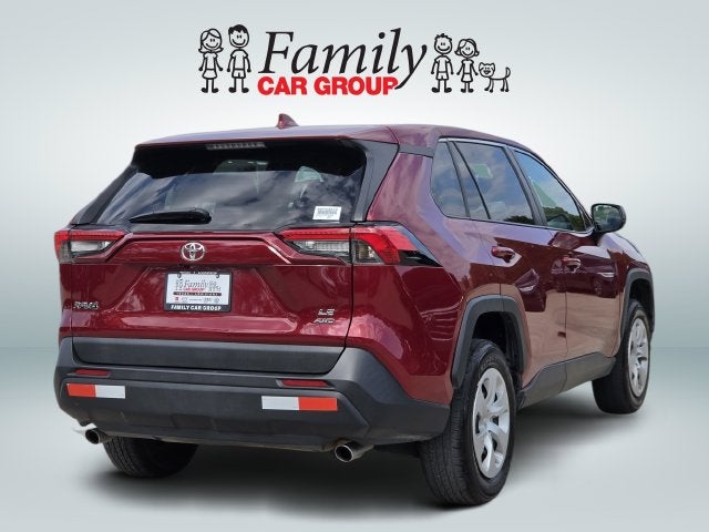 2024 Toyota RAV4 LE