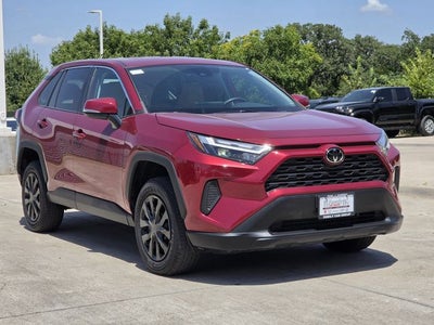 2023 Toyota RAV4 LE