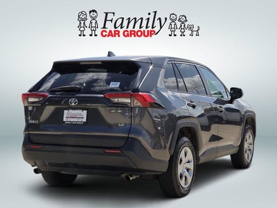 2022 Toyota RAV4 LE