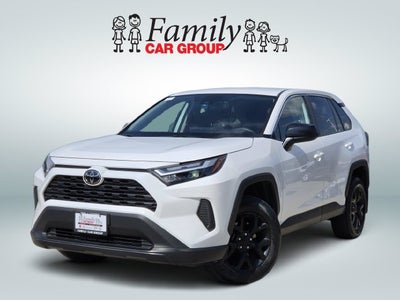 2025 Toyota RAV4 LE