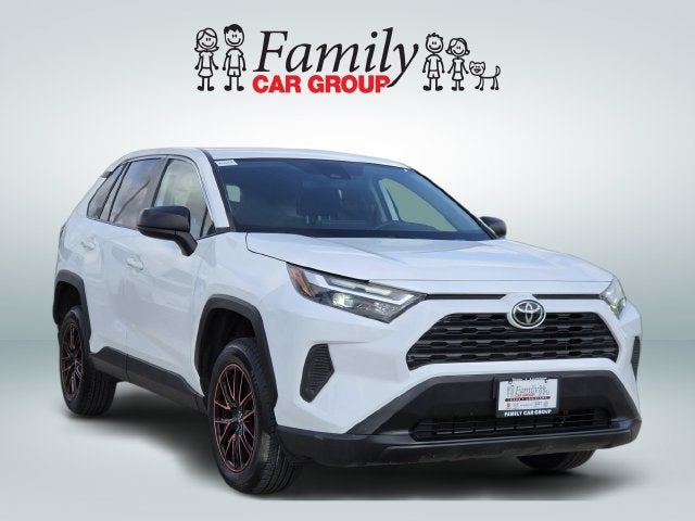2024 Toyota RAV4 LE