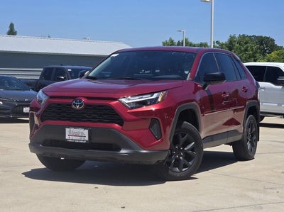 2024 Toyota RAV4 LE