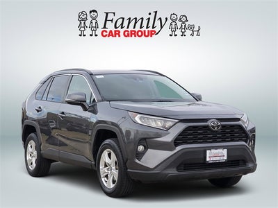 2020 Toyota RAV4 XLE