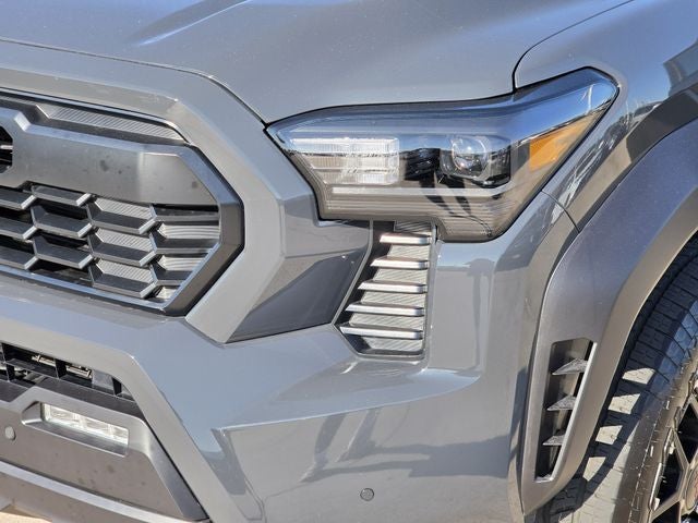 2025 Toyota Tacoma Hybrid TRD Off Road