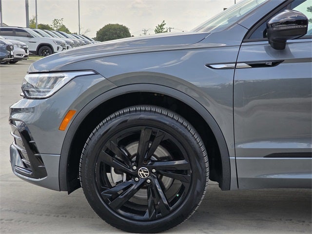 2024 Volkswagen Tiguan 2.0T SE R-Line Black