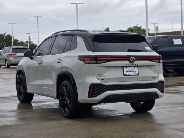 2025 Volkswagen Tiguan 2.0T SE R-Line Black