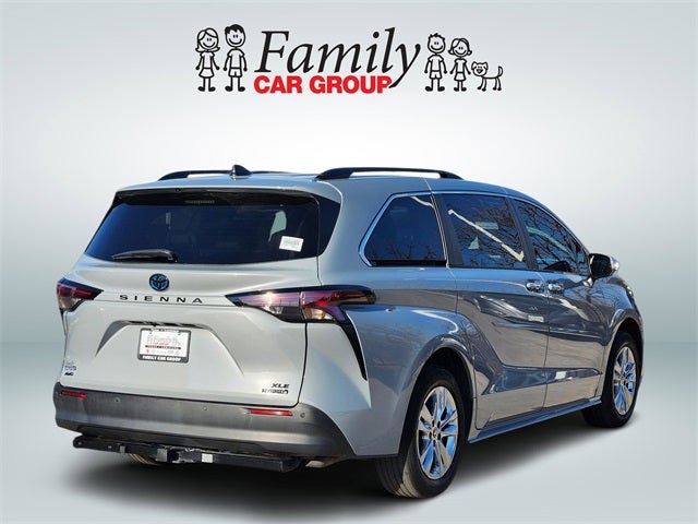 2023 Toyota Sienna Woodland Edition 7 Passenger