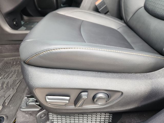 2025 Toyota Sienna Woodland Edition 7 Passenger