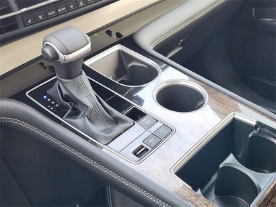 2025 Toyota Sienna Platinum 7 Passenger