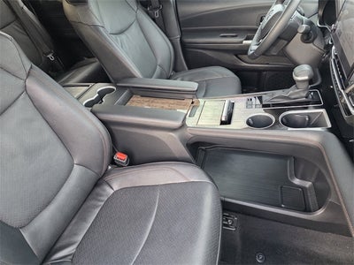 2025 Toyota Sienna Platinum 7 Passenger
