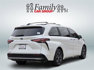2025 Toyota Sienna Platinum 7 Passenger
