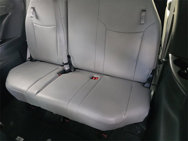 2025 Toyota Sienna XLE 8 Passenger