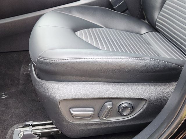 2025 Toyota Highlander XSE