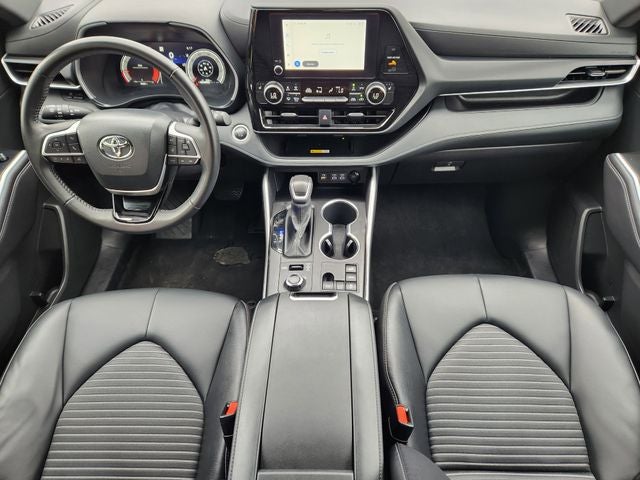2025 Toyota Highlander XSE