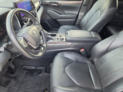 2023 Toyota Highlander Limited