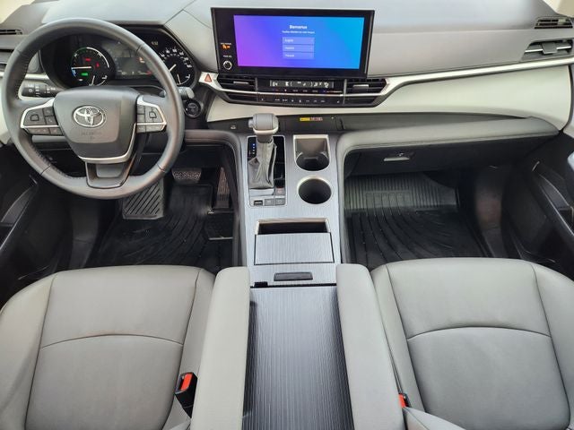 2025 Toyota Sienna XLE 7 Passenger
