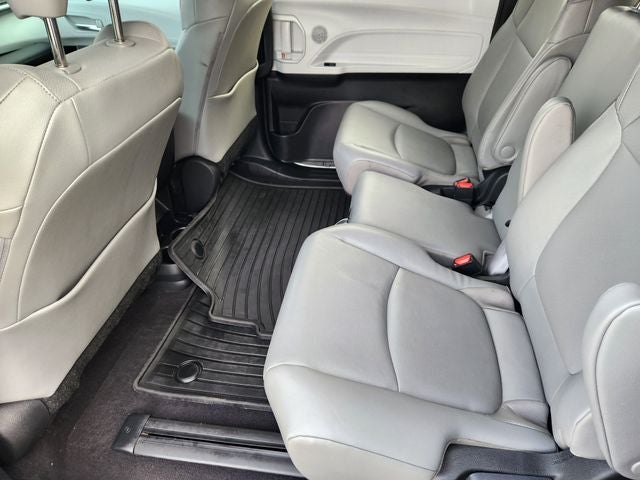 2025 Toyota Sienna XLE 7 Passenger