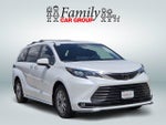 2026 Toyota Sienna XLE 8 Passenger