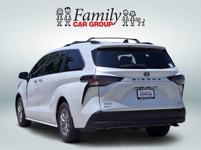 2026 Toyota Sienna XLE 8 Passenger