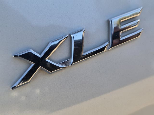 2026 Toyota Sienna XLE 8 Passenger