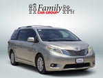 2017 Toyota Sienna XLE 8 Passenger