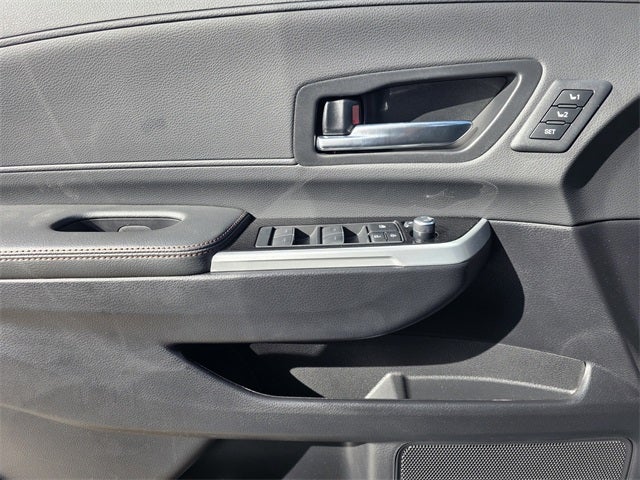 2025 Toyota Sienna Limited 7 Passenger