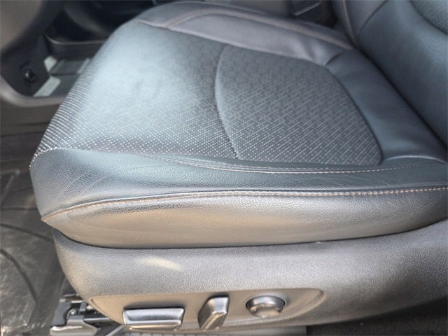 2025 Toyota Sienna Limited 7 Passenger