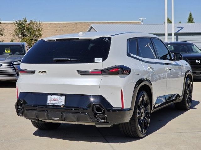 2025 BMW XM Base