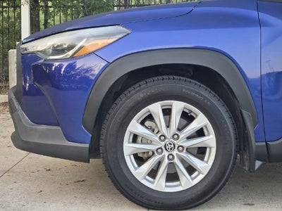 2024 Toyota Corolla Cross LE