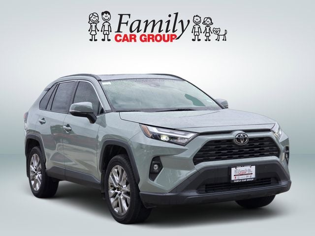 2022 Toyota RAV4 XLE Premium