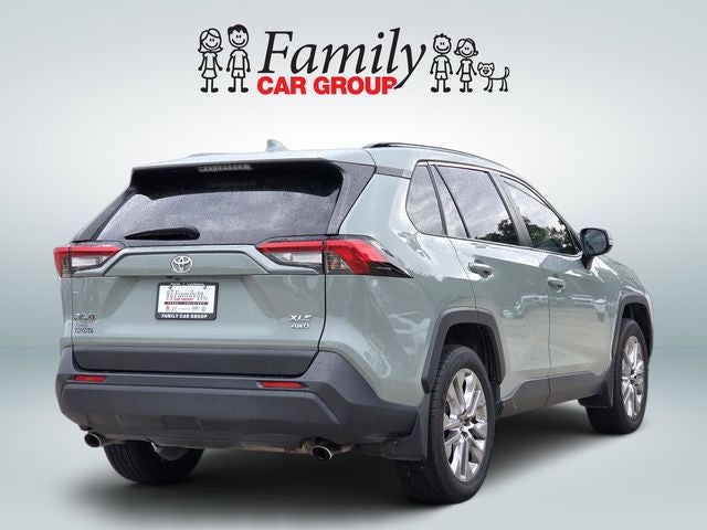 2022 Toyota RAV4 XLE Premium