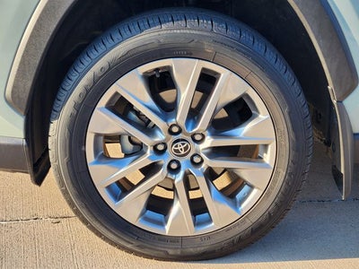 2022 Toyota RAV4 XLE Premium